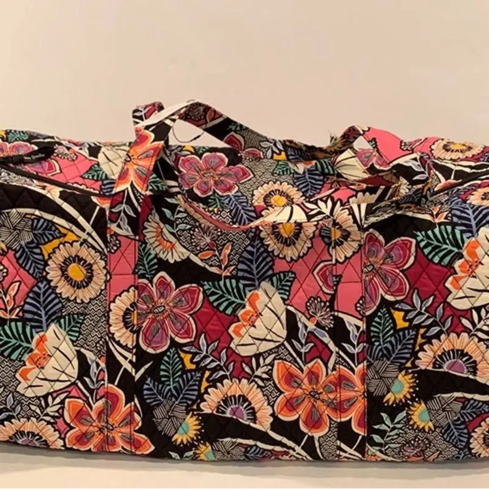 Vera Bradley extra large duffel bag